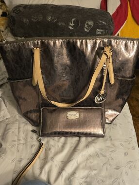 Michael Kors Metallic Bronze Tote with Tan Leather Straps and Matching Wallet